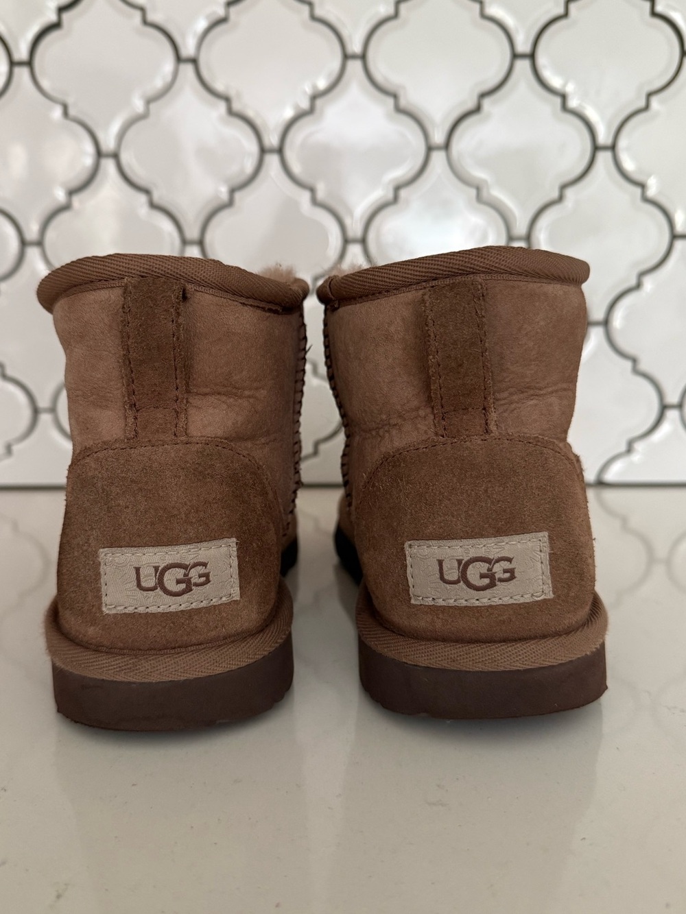 UGG Classic Mini - Picture 4 of 5
